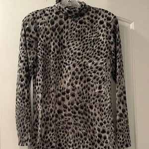 J. McLaughlin Black and Gray Animal Print Blouse